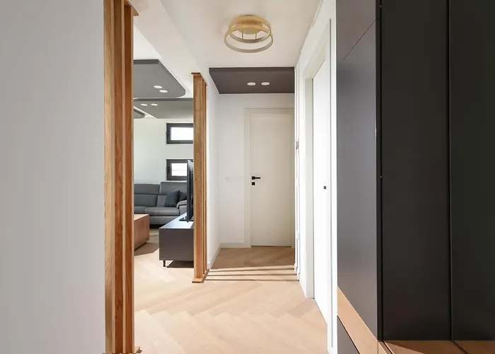 Lazy - Luxury Yachting Apartamento *