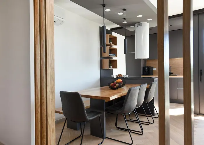 Lazy - Luxury Yachting Задар